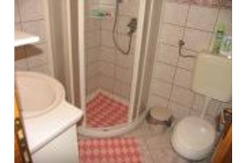 Croaţia Privát Srima, Exteriorul